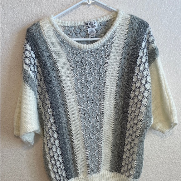 Koret Women's Crew Neck Sweater in Gray and Cream - Picture 5 of 8